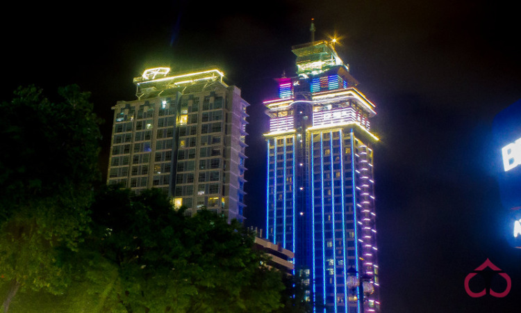 【フィリピーナがイク?】『エッジコースター』クラウン リージェンシー ホテル&タワーズでセブクオリティーの絶叫マシンに乗る【Chap7 114話】- ミカエルblog ep347